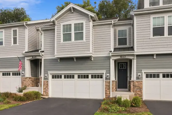 617 Riverbank Court, Geneva, IL 60134