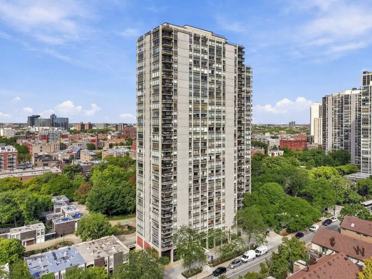 1355 N Sandburg Terrace #1801D, Chicago, IL 60610 - #1