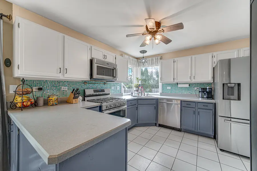 1121 Millcreek Lane, Algonquin, IL 60102 - #3