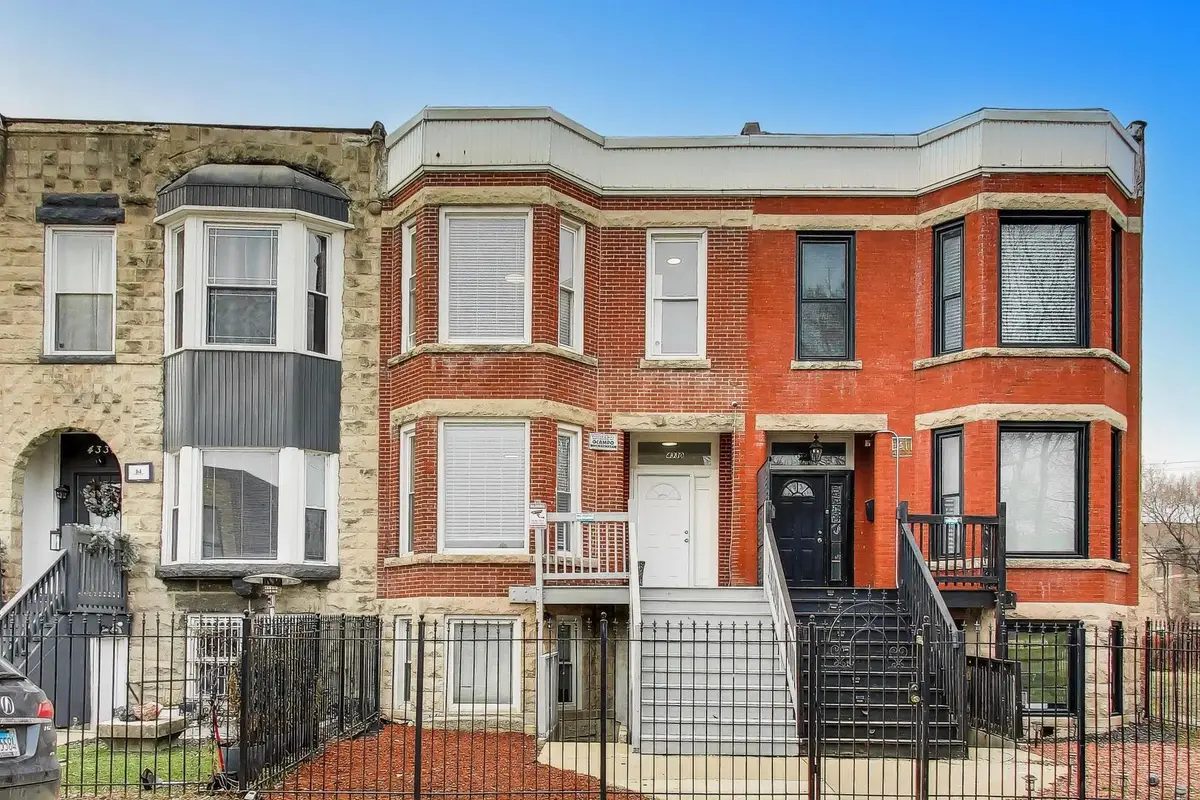 4330 S Langley Avenue, Chicago, IL 60653 - #1