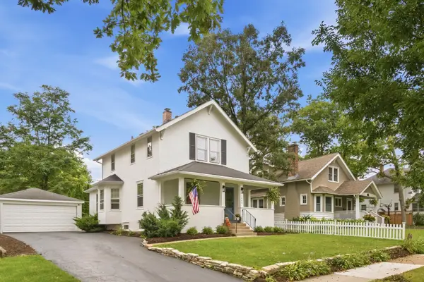 1060 Griffith Road, Lake Forest, IL 60045
