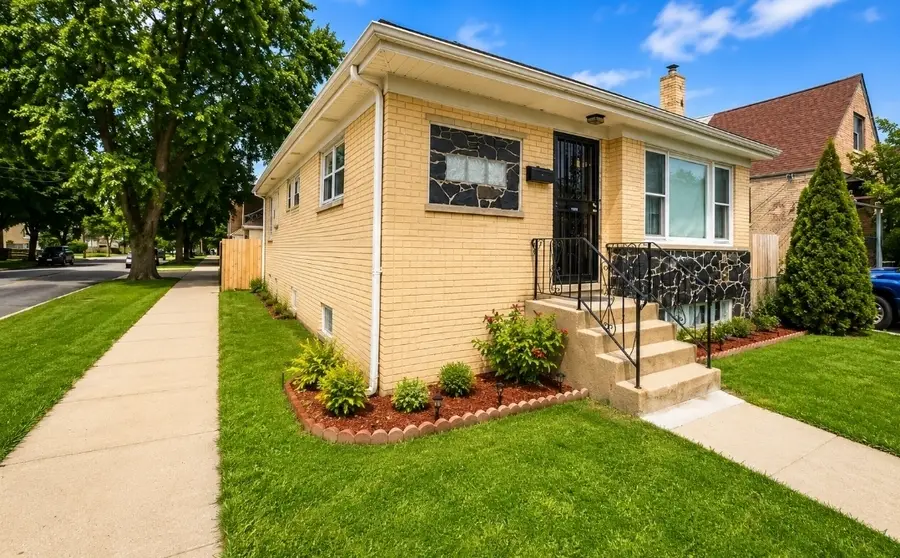 3000 N Neenah Avenue, Chicago, IL 60634 - #2