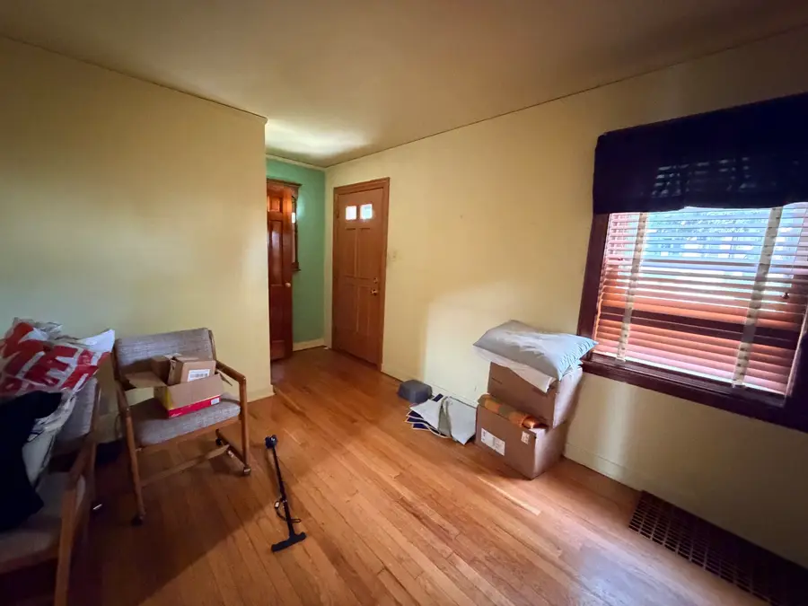 5329 S Mason Avenue, Chicago, IL 60638 - #3