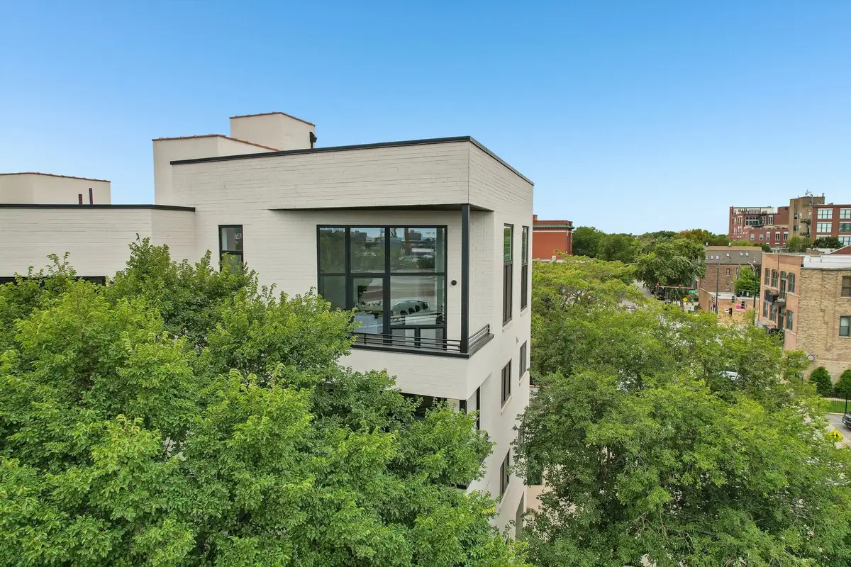 1656 N Bosworth Avenue #PH-4S, Chicago, IL 60642 - #1