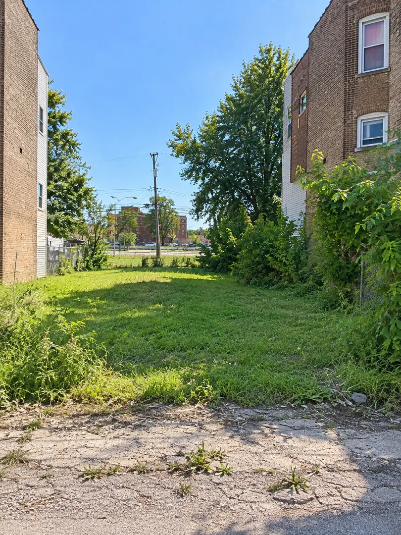 14 E 112th Street, Chicago, IL 60628 - #3
