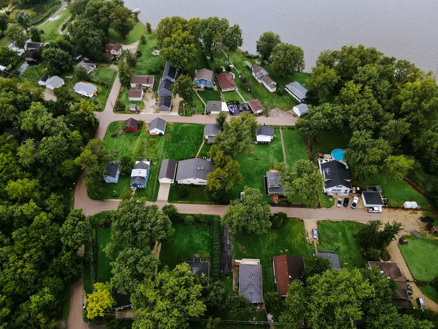 39197 N Willow Lane, Antioch, IL 60002 - #2