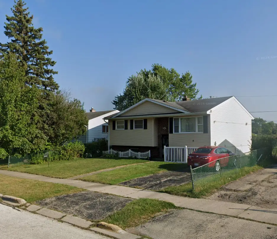 2631 Kennedy Drive, North Chicago, IL 60064 - #1