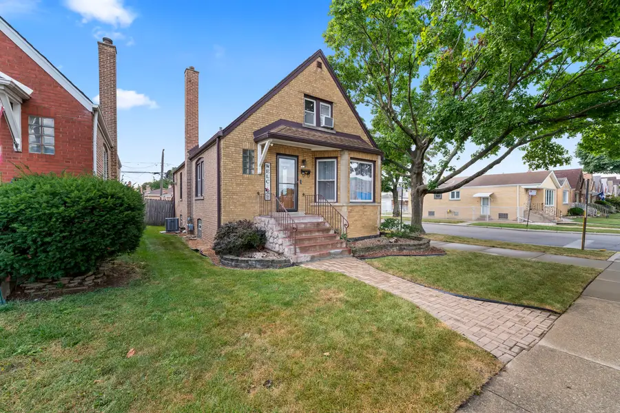 5300 S Narragansett Avenue, Chicago, IL 60638 - #3