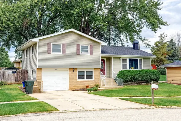 126 Bunkerhill Avenue, South Elgin, IL 60177