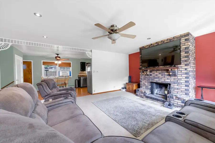 126 Bunkerhill Avenue, South Elgin, IL 60177 - #3