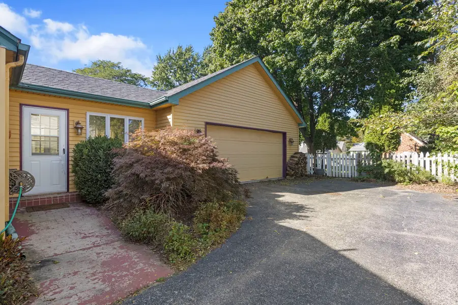 309 Chestnut Street, Woodstock, IL 60098 - #3