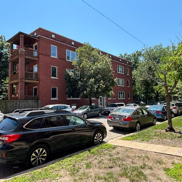 1625 W Ainslie Street #BE, Chicago, IL 60640