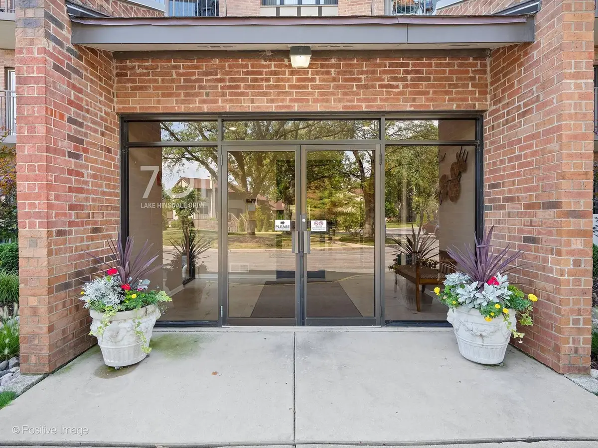 701 Lake Hinsdale Drive #410, Willowbrook, IL 60527 - #1