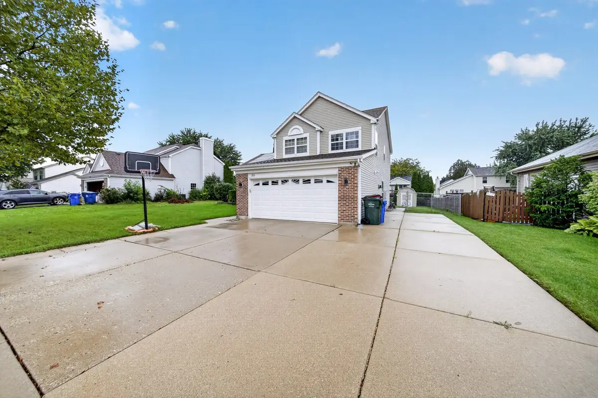 353 Valley Forge Avenue, South Elgin, IL 60177 - #1