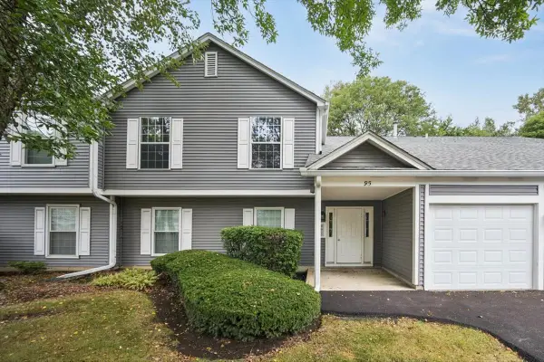 95 Midhurst Court #201D, Naperville, IL 60565