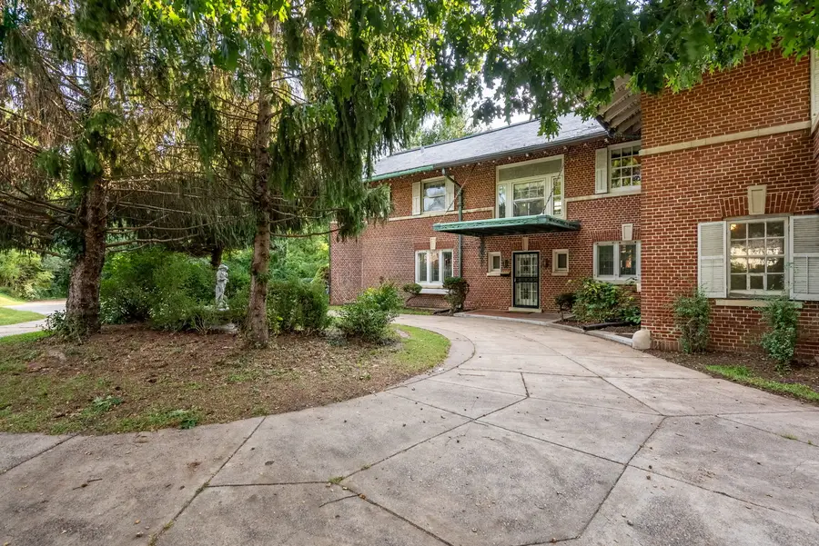 1505 19th Avenue, Rock Island, IL 61201 - #3