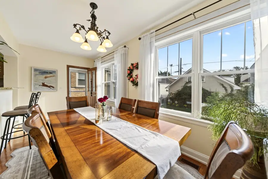 5407 N Mont Clare Avenue, Chicago, IL 60656 - #3