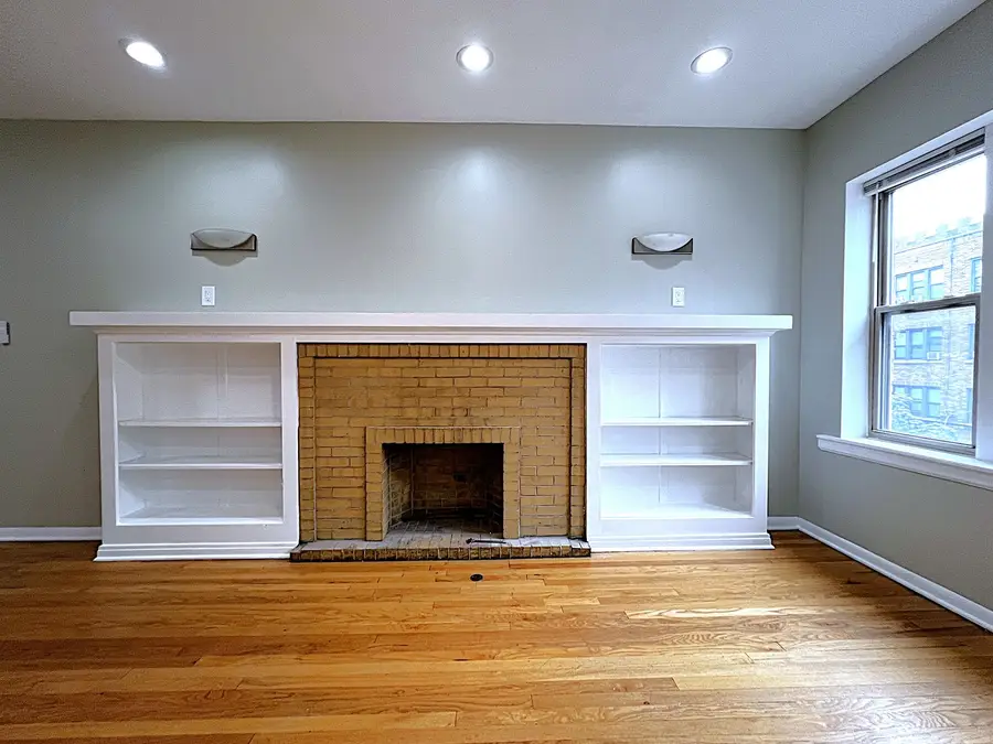 7433 N Hoyne Avenue #2, Chicago, IL 60645 - #2
