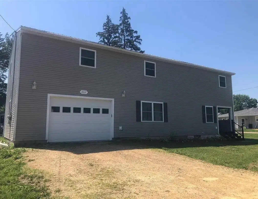 207 W Avon Street, Forreston, IL 61030 - #1