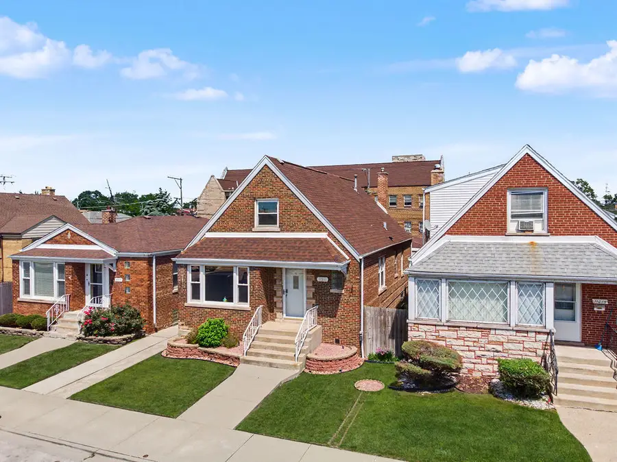 11011 S Avenue L, Chicago, IL 60617 - #2