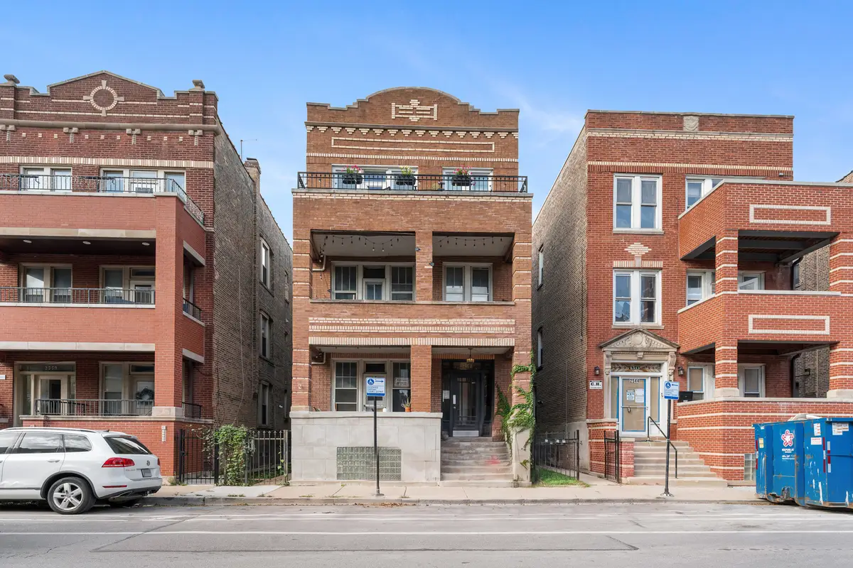 2548 W Augusta Avenue #2R, Chicago, IL 60622 - #1