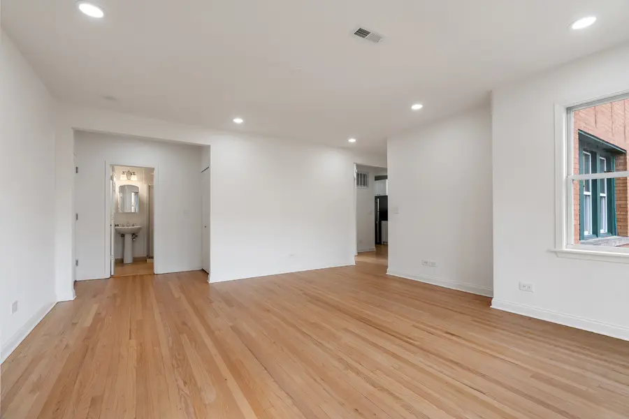 6304 N Claremont Avenue #2, Chicago, IL 60659 - #3