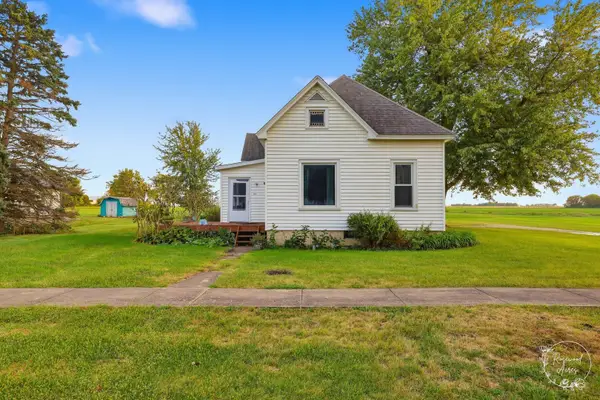 104 E Cleveland Street, Cullom, IL 60929