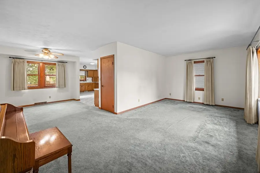 2833 Kelling Street, Davenport, IA 52804 - #3