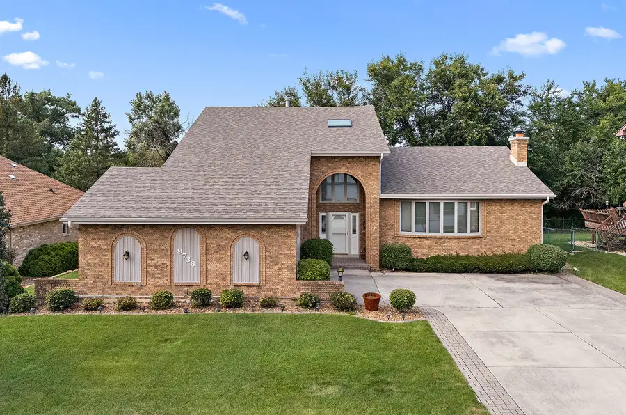 9736 W Pebble Drive, Palos Park, IL 60464 - #2
