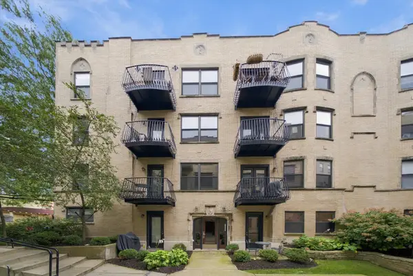 4434 N Damen Avenue #3E, Chicago, IL 60625