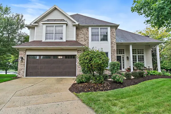 11 Lakeridge Court, South Elgin, IL 60177
