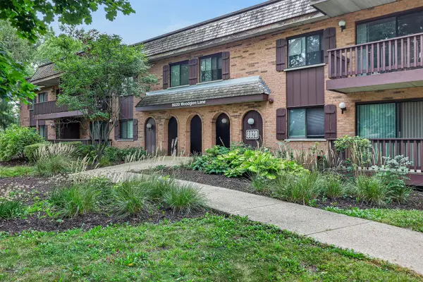 8020 Woodglen Lane #202, Downers Grove, IL 60516