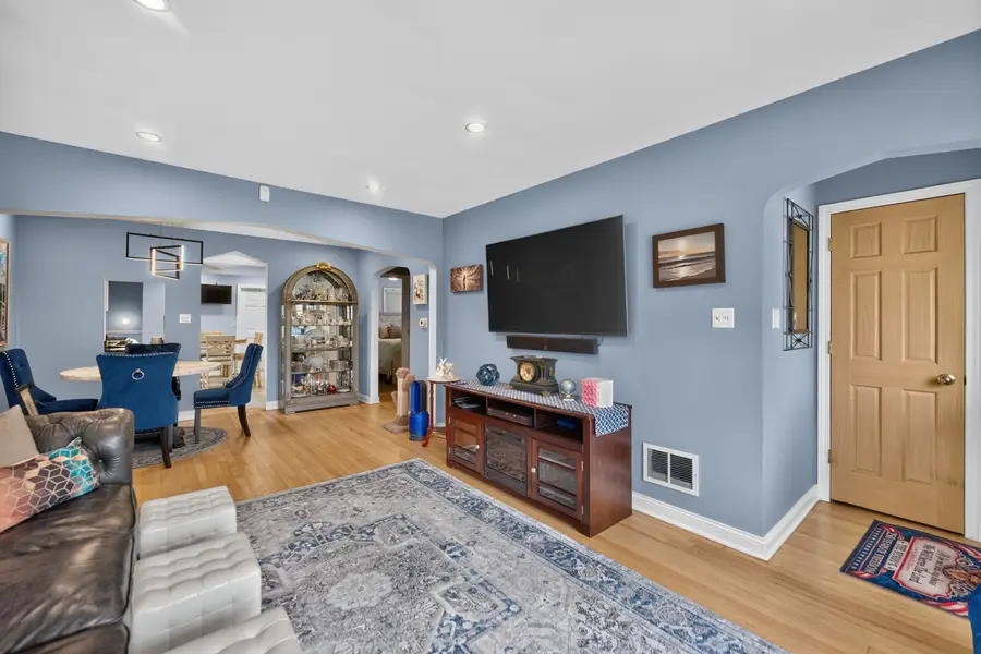 3406 N Oleander Avenue, Chicago, IL 60634 - #3