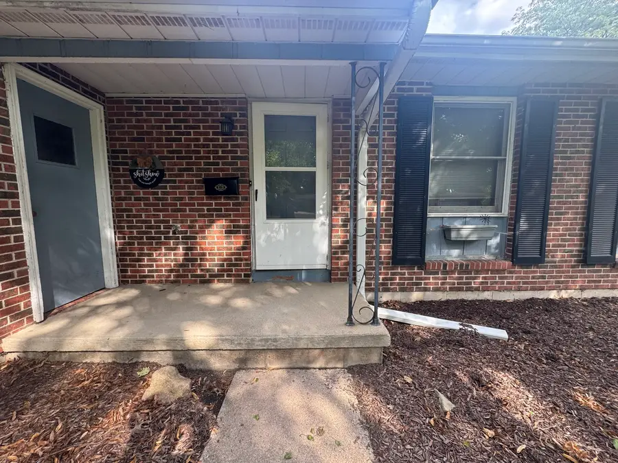 1816 6th Avenue, Sterling, IL 61081 - #2