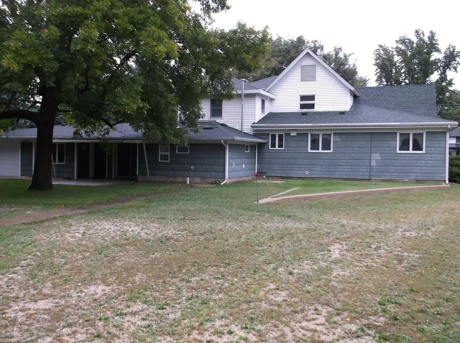 1920 W Park Avenue, Princeton, IL 61356 - #3