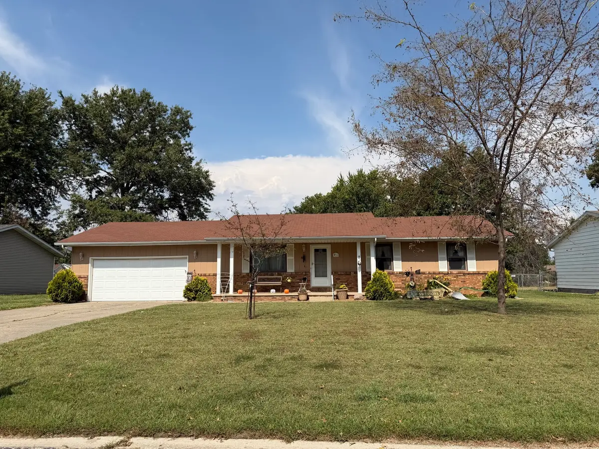 374 Northwood Lane, Salem, IL 62881 - #1