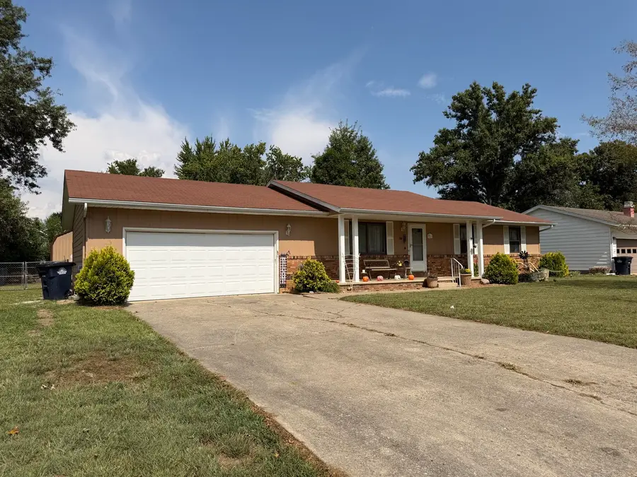 374 Northwood Lane, Salem, IL 62881 - #3