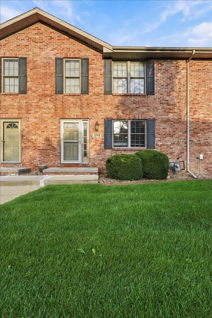 1706 Glenbridge Road, Bloomington, IL 61704 - #2