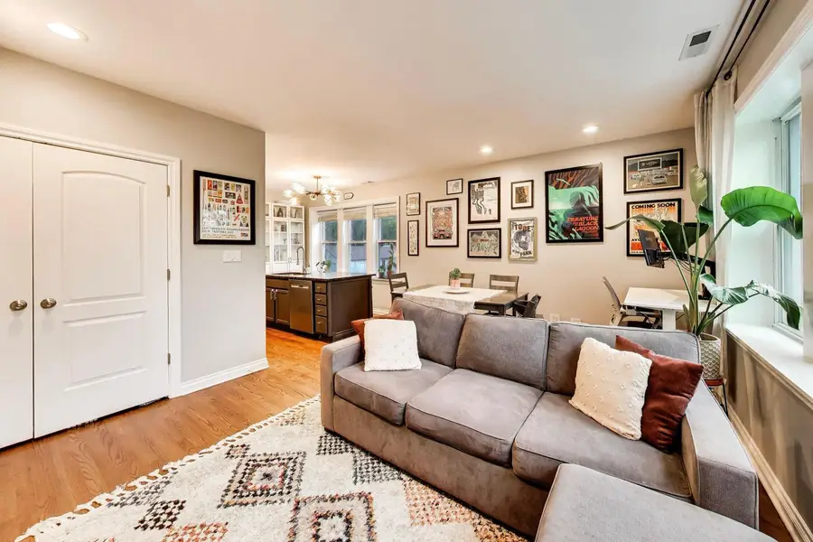2243 W Ainslie Street #3W, Chicago, IL 60625 - #2