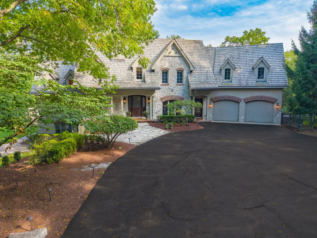38w301 Burr Road Lane, Saint Charles, IL 60175 - #1