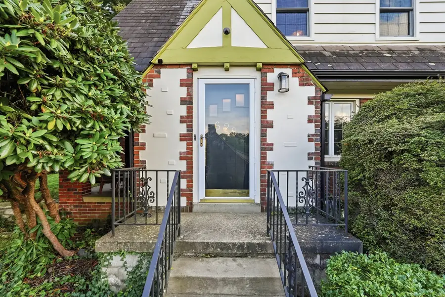 628 Cascade Road, Pittsburgh, PA 15221 - #3