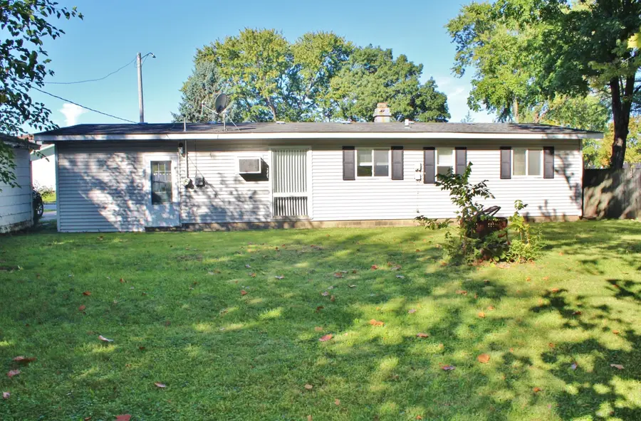 39 Lynwood Drive, Morris, IL 60450 - #2