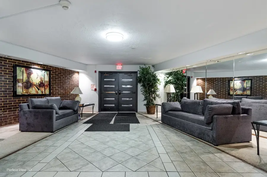 1430 Sandstone Drive #316, Wheeling, IL 60090 - #3