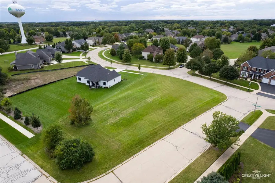 699 Greenfield Road, Sugar Grove, IL 60554 - #2