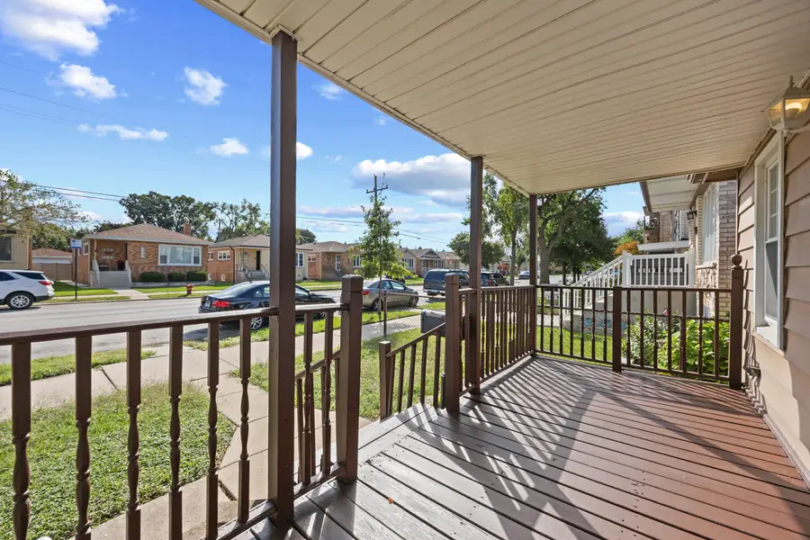 6130 S Narragansett Avenue, Chicago, IL 60638 - #2