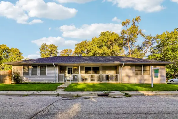 92 Bay Road, Fox Lake, IL 60020