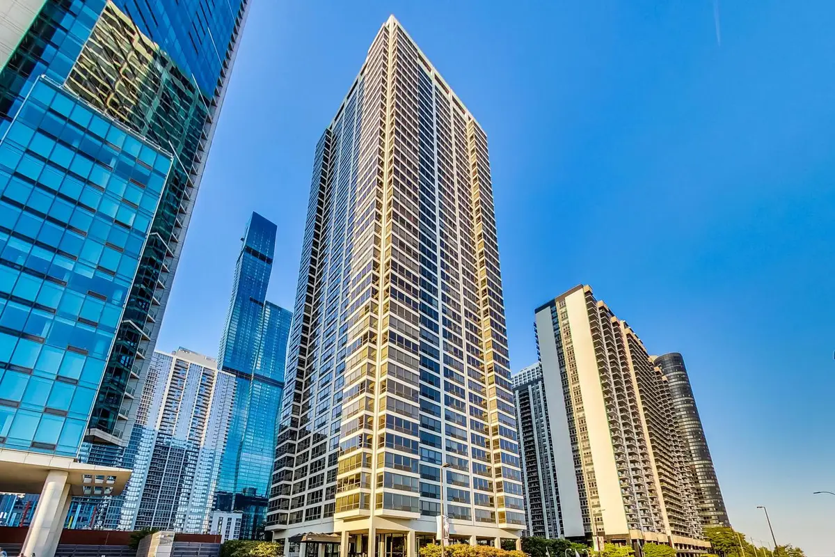360 E Randolph Street #1401, Chicago, IL 60601 - #1