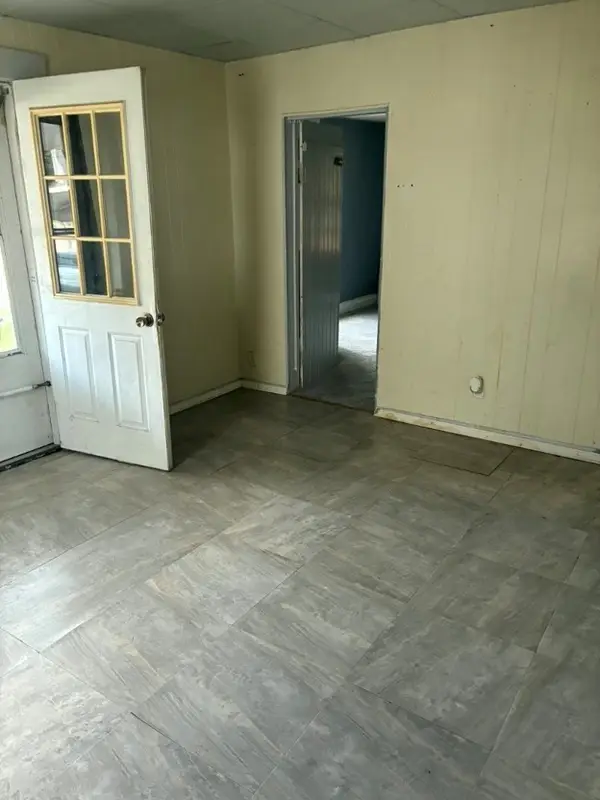 104 S West Street, Wyanet, IL 61379