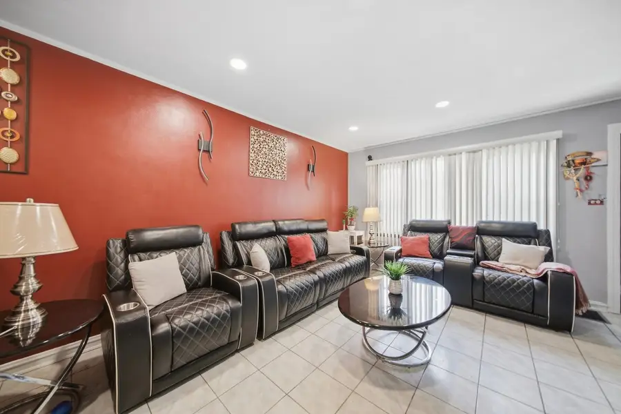 4017 W 58th Street, Chicago, IL 60629 - #3