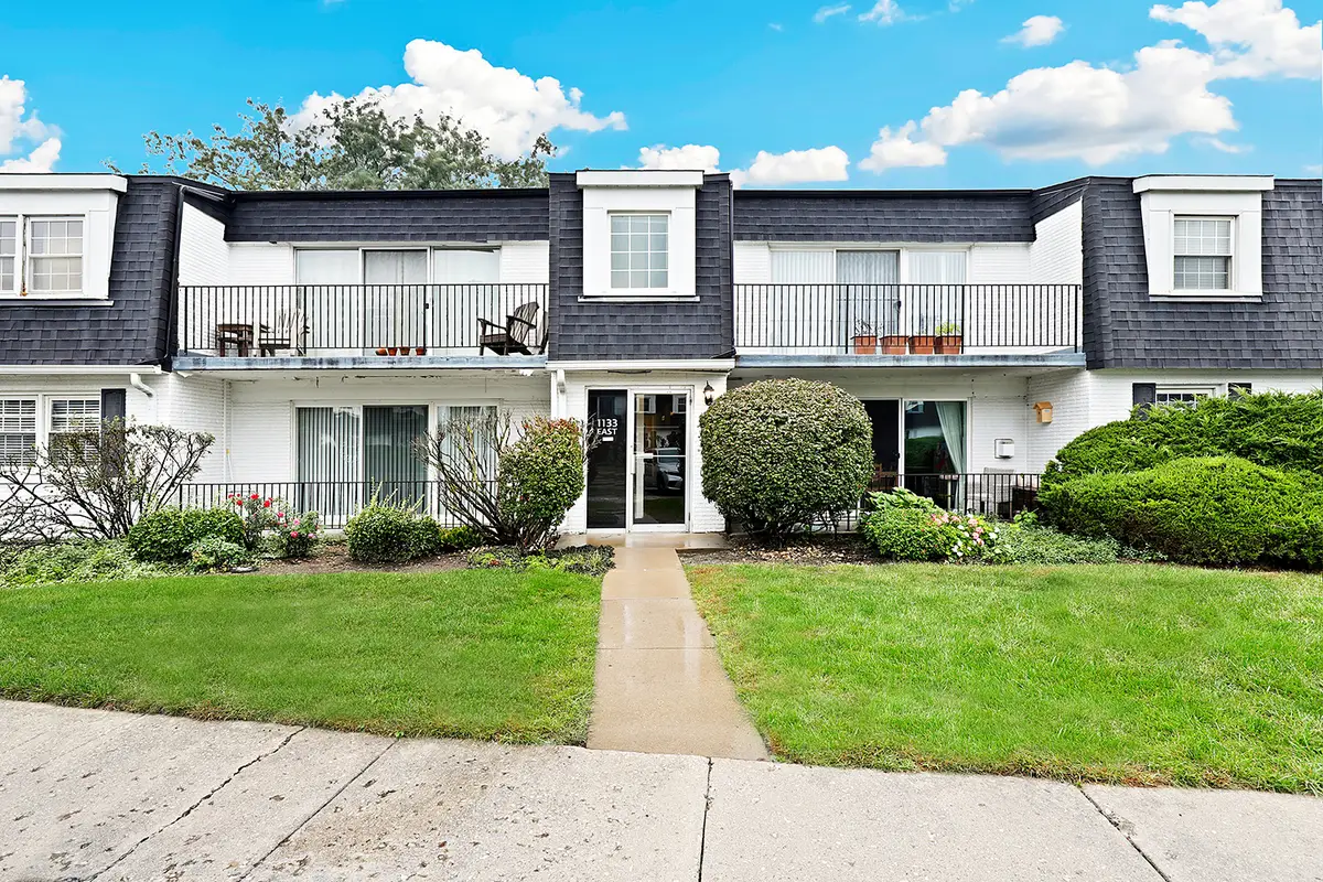 1133 Royal St George Drive #102, Naperville, IL 60563 - #1